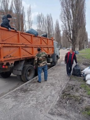 В Курске продолжается санитарный день