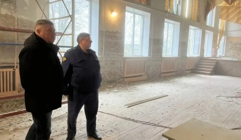 В Курской области прокурор проверил ремонт школы, дома культуры и амбулатории