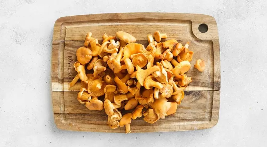 Грибной суп из лисичек: простой рецепт, который покорит ваше сердце