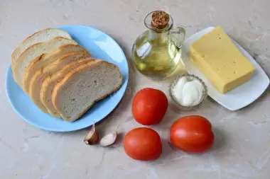 Горячие бутерброды с помидорами и сыром: простой и вкусный перекус