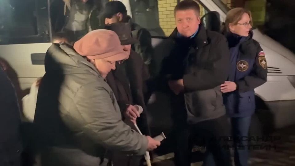 Александр Хинштейн: Курск встретил своих людей! Возвращённые сегодня из украинского плена куряне прибыли домой