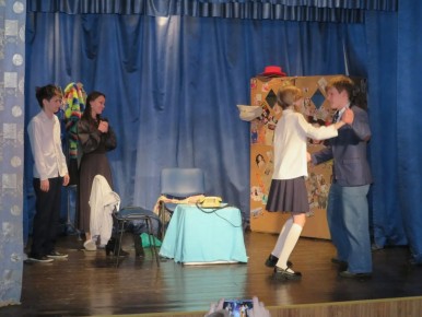 Во Дворце пионеров Курска прошёл конкурс театральных коллективов