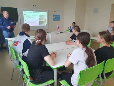 Космический вихрь знаний и дружбы