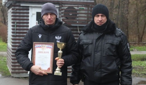 В Курске сотрудники полиции соревновались в кроссе на 3 километра
