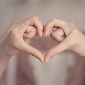 Более 2 млрд рублей пожертвовали россияне через подписку на добро