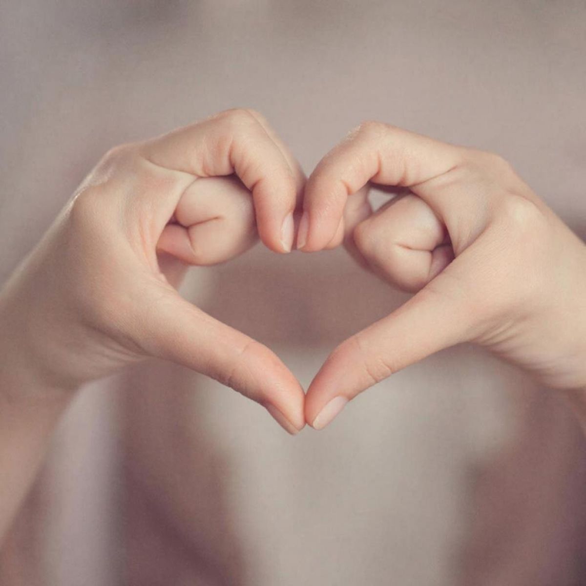 Более 2 млрд рублей пожертвовали россияне через подписку на добро