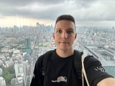 Российского блогера и музыканта внесли в базу сайта "Миротворец"