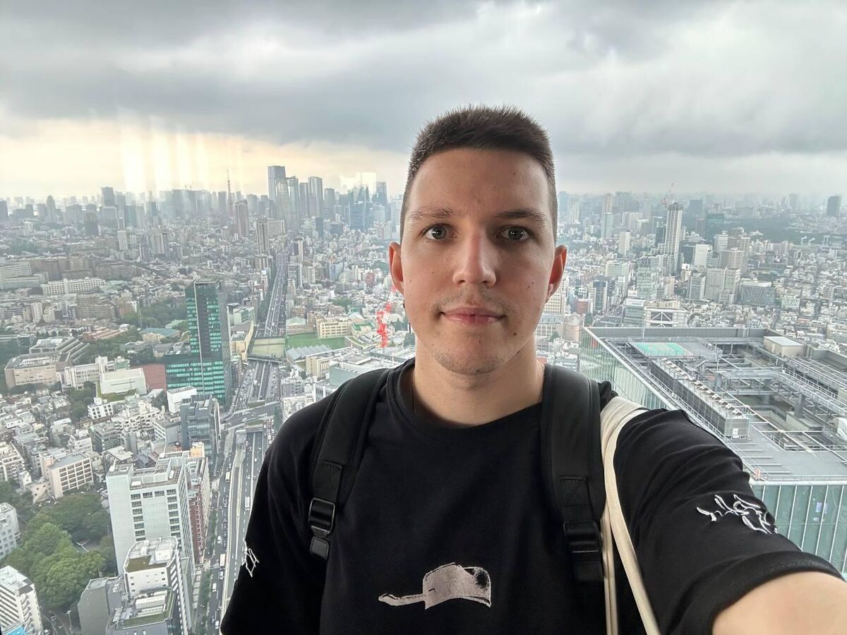 Российского блогера и музыканта внесли в базу сайта "Миротворец"