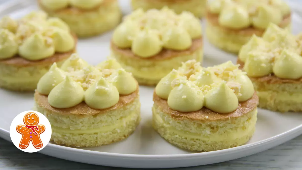 Пирожное "Магнолия": яркий десерт с манговым кремом