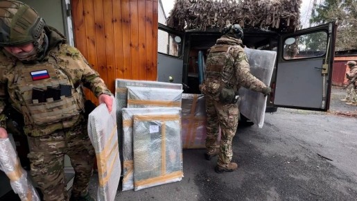 Добровольцы «БАРС-Курск» вывезли ценные экспонаты из Кореневского музея