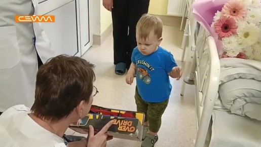 Александр Чепик навестил курян, пострадавших от атак ВСУ