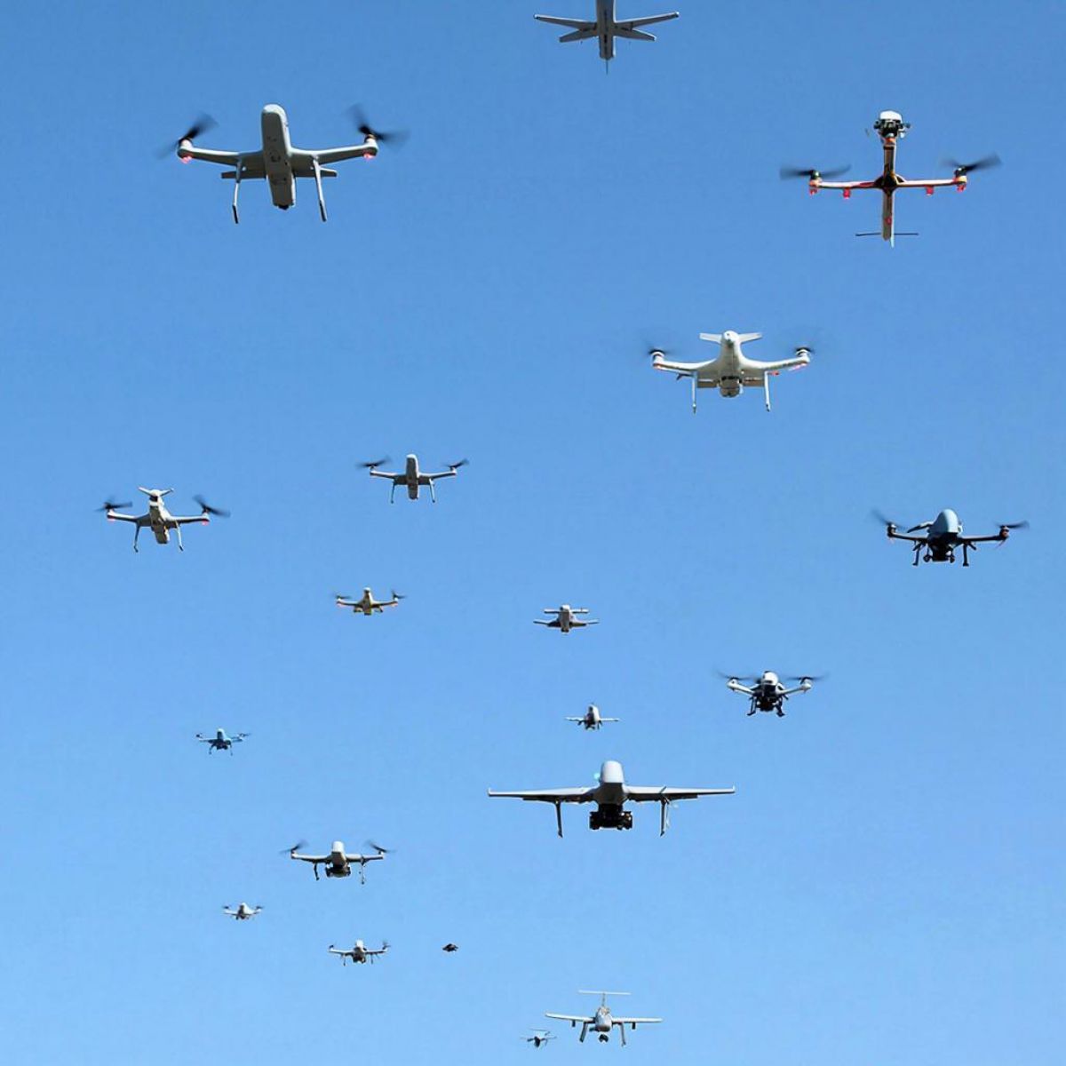 207 украинских БПЛА сбили за ночь над Курской областью и другими регионами России