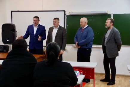 Глава Курского района Сергей Курносов посетил Винниковский сельсовет, известный далеко за пределами Курской области, благодаря нашей знаменитой землячке - певице Надежде Плевицкой