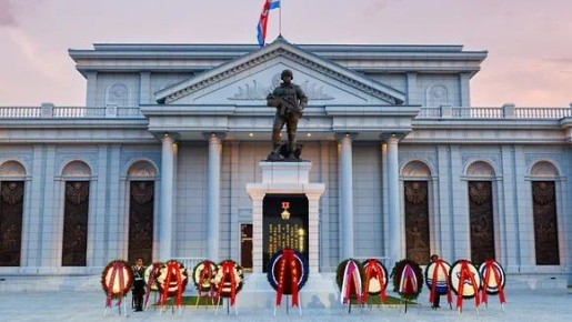 � ���� ������� ����� � ����� ������������ ������� �������