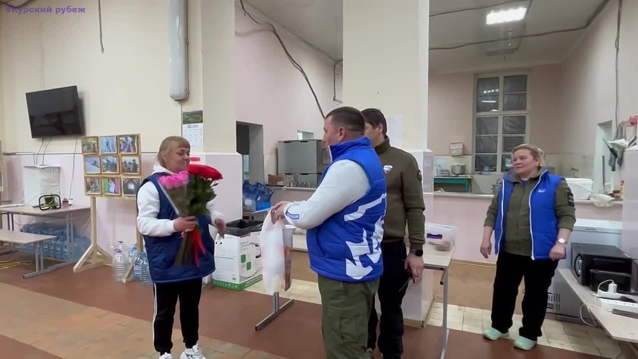 Игорь Кастюкевич: В лагере Единой России «Курский рубеж» у нас есть традиция - поздравлять всем вместе участников с Днем Рождения!