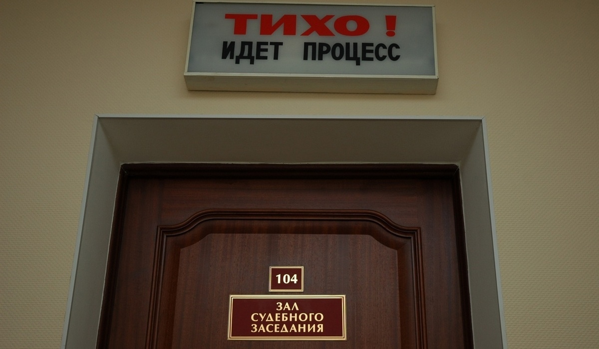 В Курске две подруги украли продукты и бытовую химию почти на 10 тысяч рублей