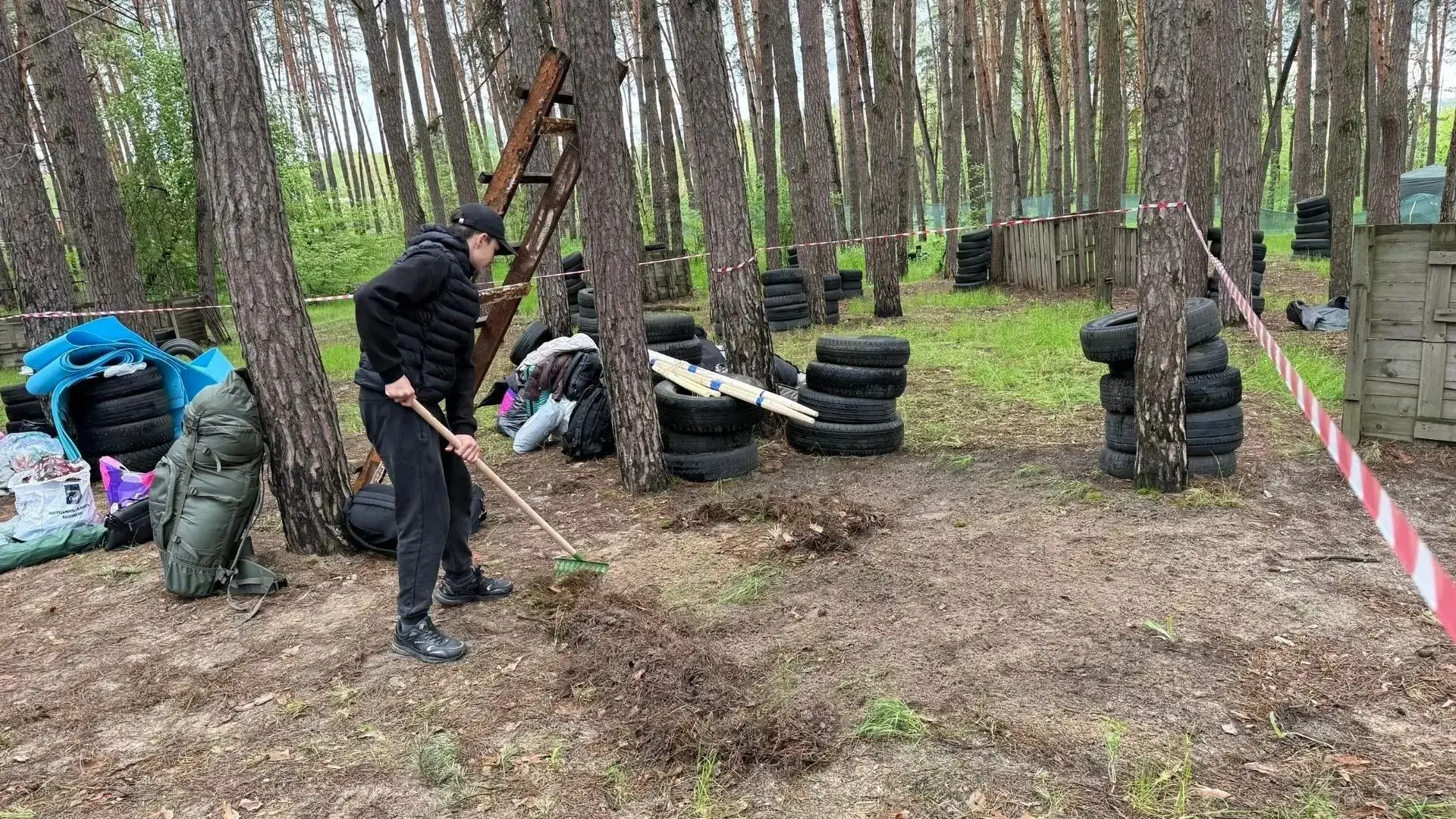 Курские школьники принимают участие в XXVIII региональных соревнованиях «Школа безопасности»