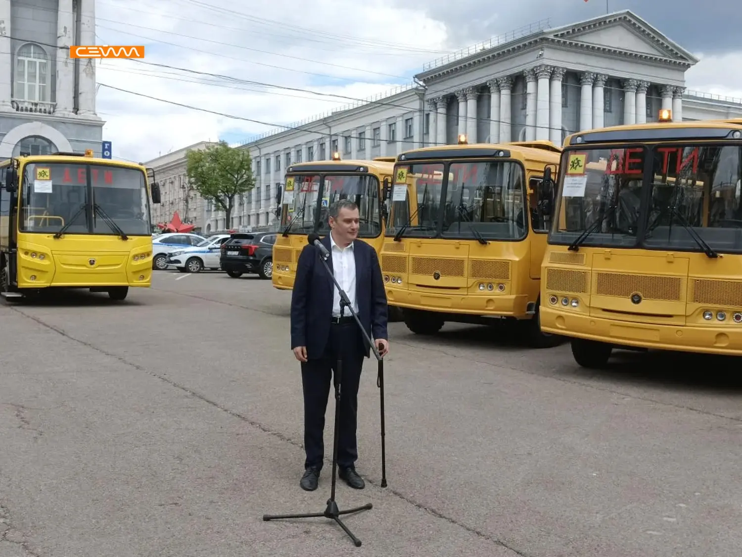 23 автобуса переданы школам Курской области