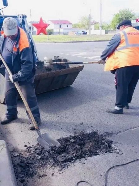 В Курске ремонтируют три улицы и три перекрестка