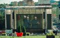 Куряне смотрят «Женитьбу Бальзаминова» на Полугоре под открытым небом