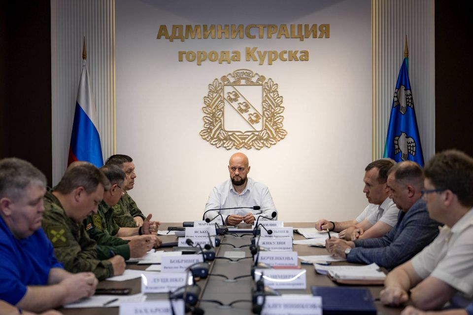 Евгений Маслов: Сегодня провел совещание, посвященное вопросам призыва на военную службу по контракту