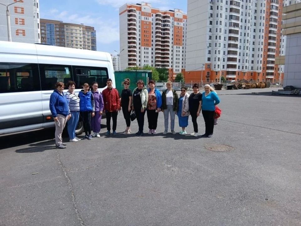 Волонтёры Единой России трудились в центре гуманитарной помощи