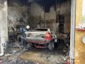 В Железнодорожном округе Курска загорелся гаражный бокс