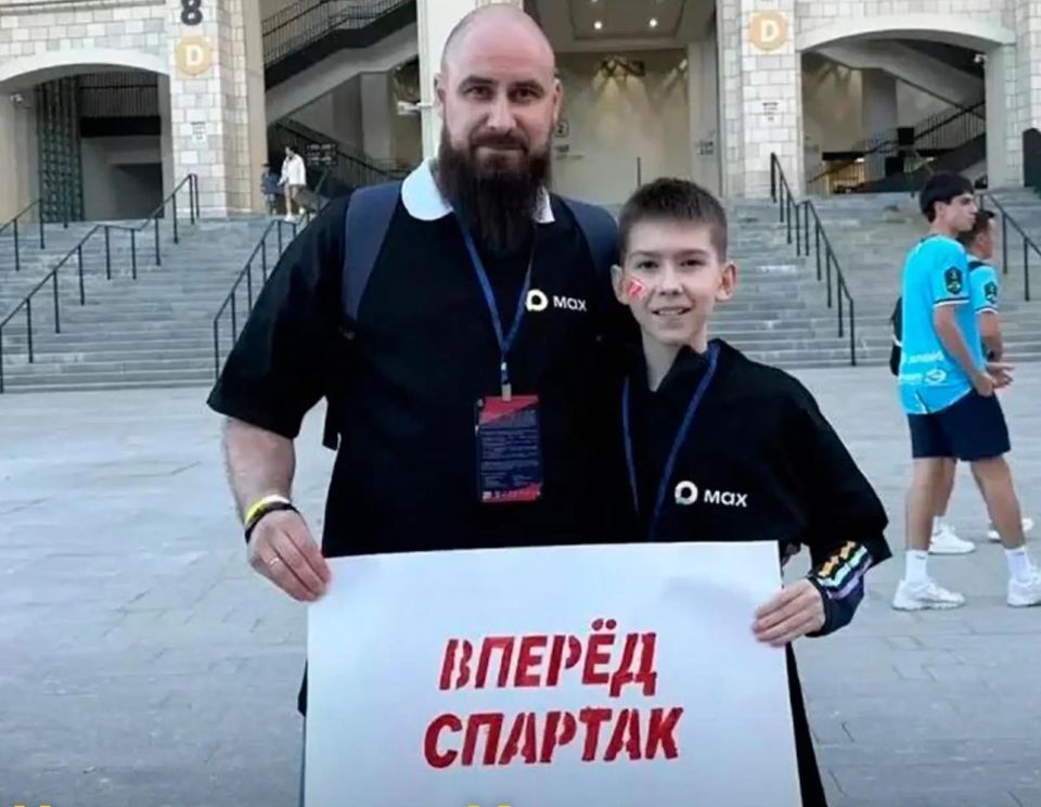 Юный курянин поучаствовал в параде перед Суперфиналом Кубка России