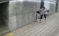 Нетрезвый курянин разбил плитку в подземном переходе