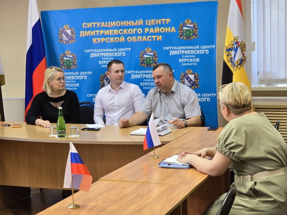 Екатерина Харченко: В региональную неделю посетила Дмитриевский район