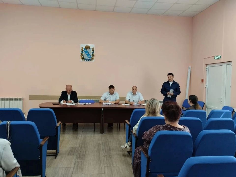 Сегодня состоялось очередное заседание КЧСиОПБ Горшеченского района, на котором были рассмотрены следующие вопросы: