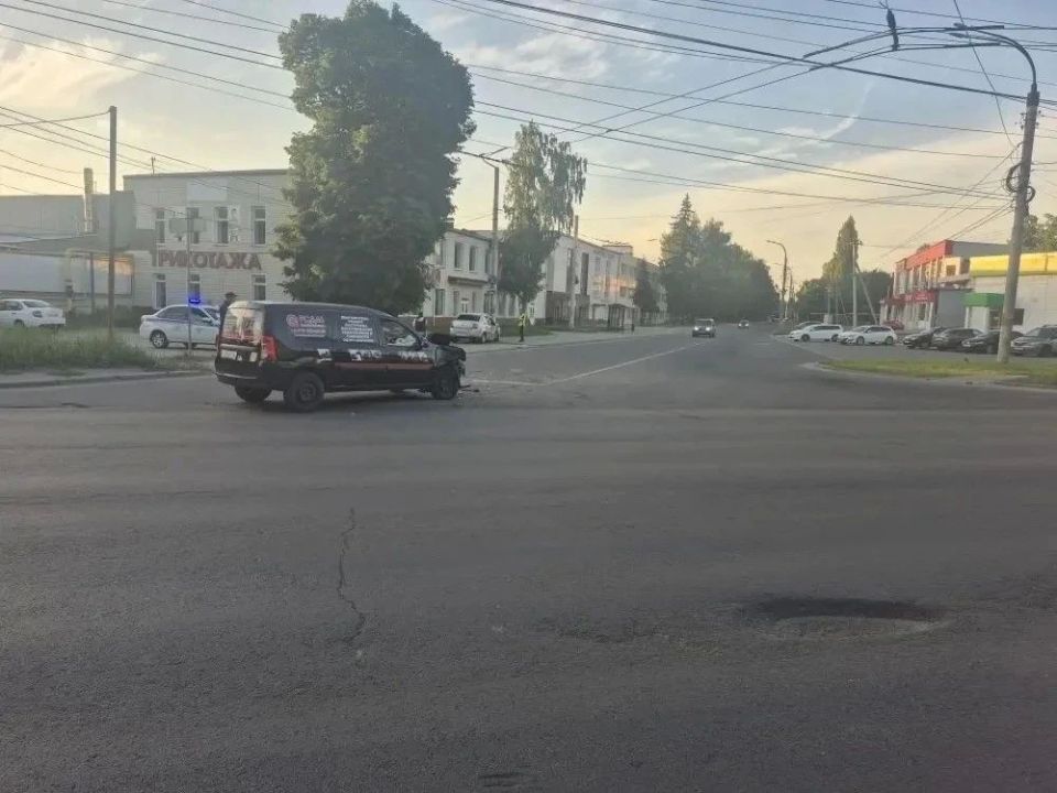 На ПЛК в Курске столкнулись две Лады: пострадали оба водителя и подросток