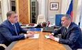 Хинштейн встретился с уроженцем Курска Алексеем Дюминым - помощником Президента РФ