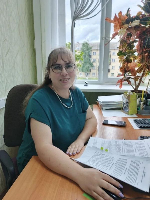 Сегодня свой день рождения отмечает главный бухгалтер МКУ «ЦБУ Фатежского района» Ирина Крюкова