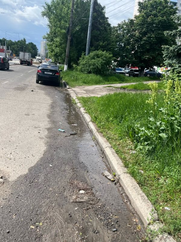 Нам пишут:. — Мы жители района КЗТЗ