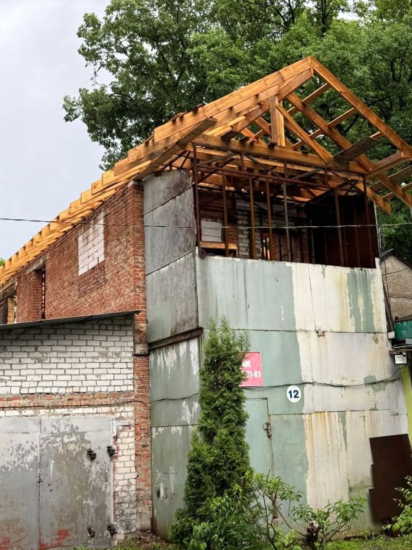 Специалисты комитета государственного строительного надзора Курской области провели внеплановую выездную проверку лодочной станции, расположенной в Курске на улице Энгельса
