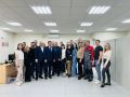 Сегодня министр цифрового развития и связи Курской области Сергей Кожевников и начальник управления связи Николай Абросимов поздравили сотрудников компании АО «ЭР-Телеком Холдинг» с значительными достижениями в области...