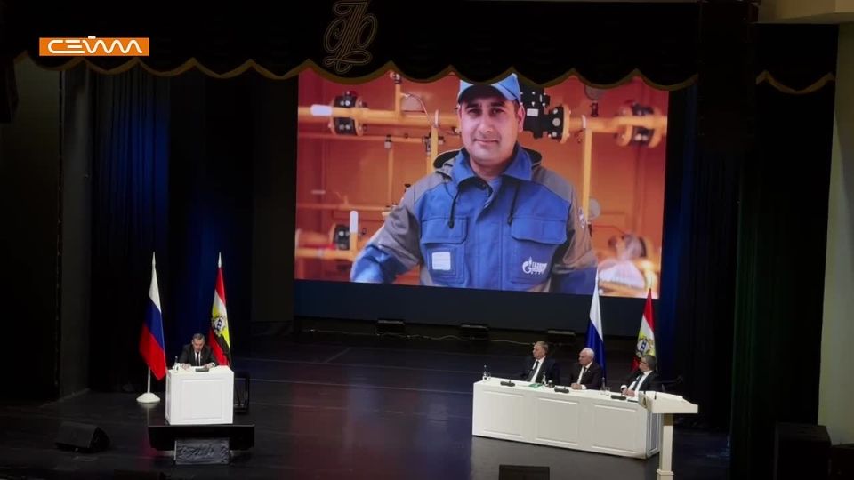 Александр Хинштейн завершил отчёт трогательной речью о курской земле