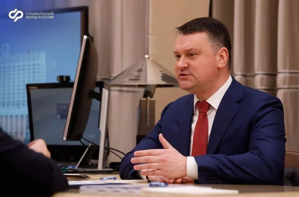Председатель Соцфонда Сергей Чирков встретился с Председателем Правительства Михаилом Мишустиным