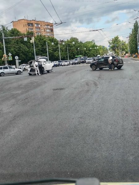 В Курске ищут очевидцев ДТП с «Лексусом»