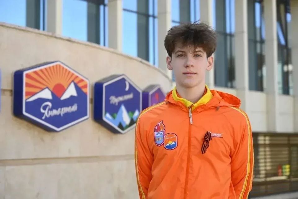 «Артек» — «Наследники Великой Победы»