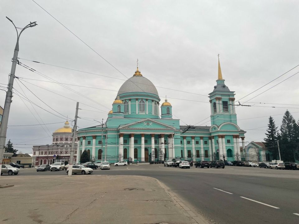 В Курске на Красной площади снесут бывший магазин «Подиум»