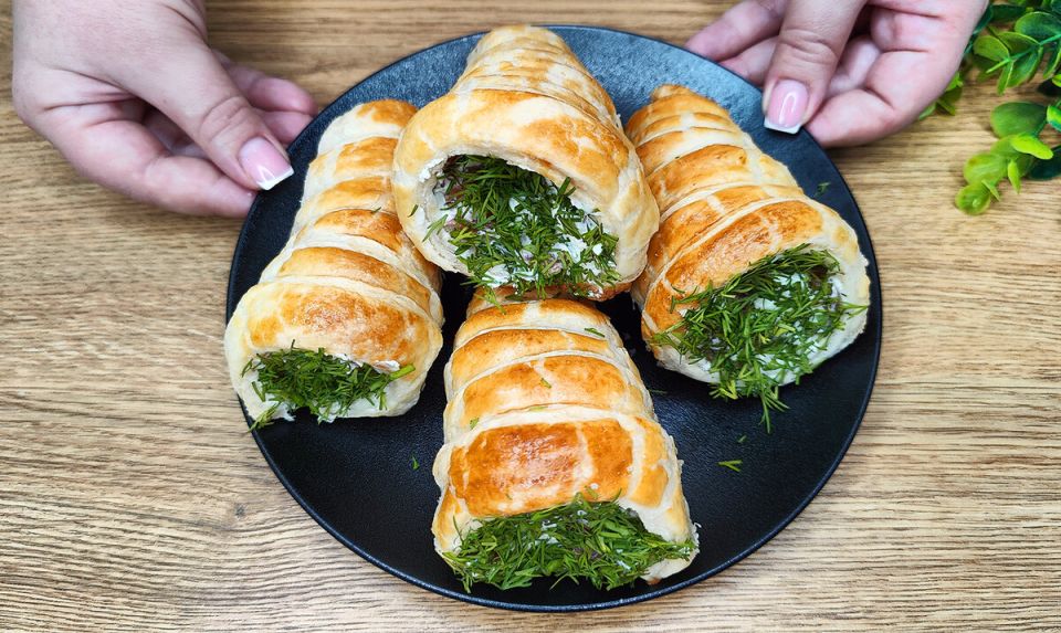 Нарядные закусочные трубочки на Новый год: простой рецепт, который покорит всех