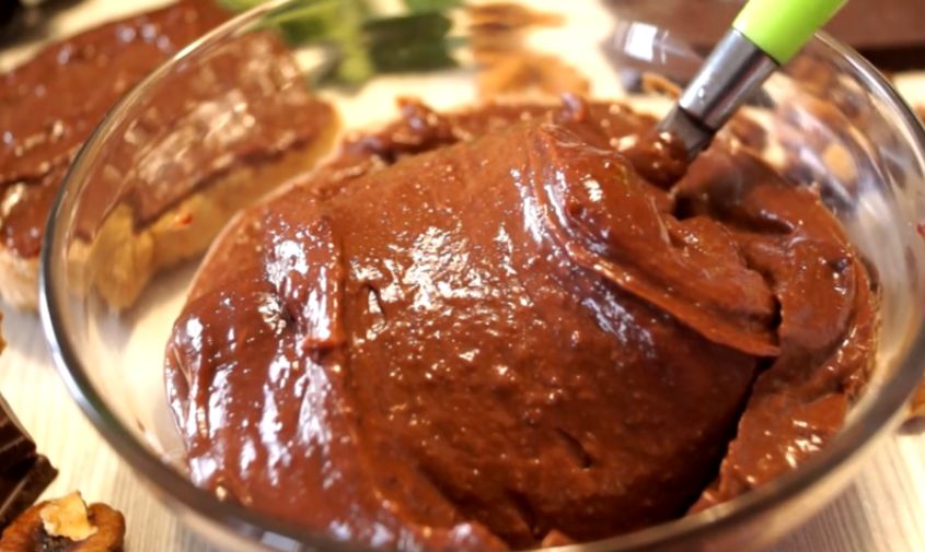 Шоколадная паста, которая покорит сердца и утренние столы