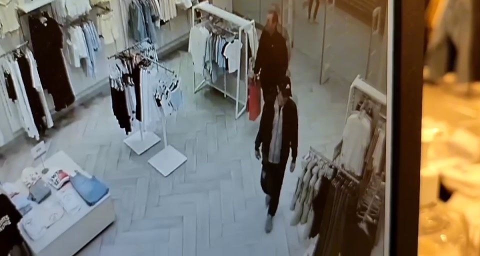 В Курске ищут двух подозреваемых в хищении из магазина