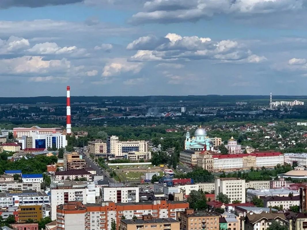 Доброго, уже дня, куряне! Удивят ли вас в этом сезоне, в этом году, дожди? Что-то подсказывает, что – нет! К холодной весне и не жаркому началу лета с перепадами температур многие из нас уже стали привыкать
