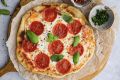 Быстрая пицца на лаваше: десять вкусных начинок для любого случая