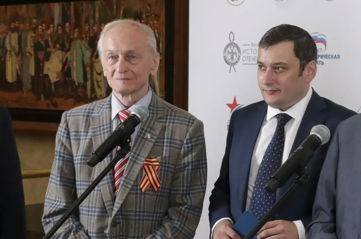Александр Хинштейн выразил соболезнования в связи с уходом из жизни Михаила Ножкина