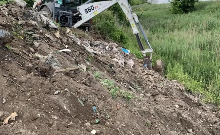В Курске ведется ликвидация свалки напротив ТЭЦ-1