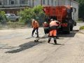 В Курске на улице Бойцов 9-й Дивизии ремонтируют дорогу
